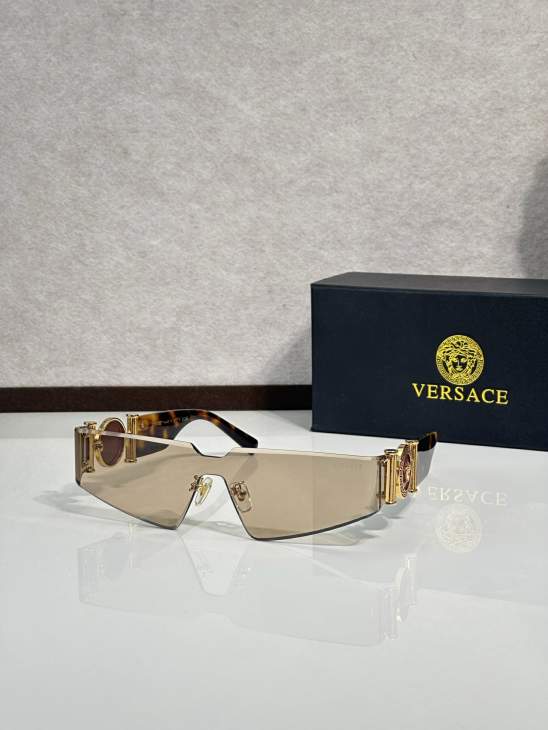 Picture of Versace Sunglasses _SKUfw77894927fw
